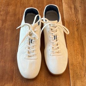 New men’s size 11 Rothy’s RS01 sneaker